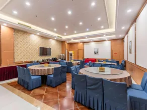 Vienna International Hotel Shandong Liaocheng Dongchang Lake High-speed Railway Station - Image 2