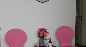 The Studio Guesthouse - Image 3