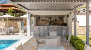Supreme Luxury Suites - Image 5