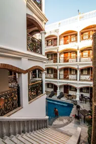 Hotel Luna - Image 2