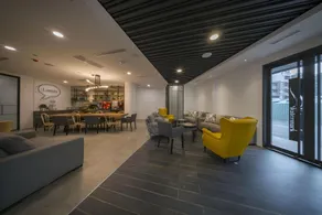 Watermark Hotel-The Harbour - Image 3