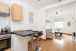 Basic Apartment for Two Amazing Location - Image 3