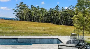 Woodstock Retreat Milton - Private Pool & Wood Fireplace - Image 3