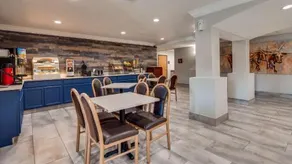 Days Inn Benbrook Fort Worth Area - Image 2