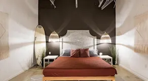 The Foundry 10ksf Pool Ping Pickle 10 Bedroom Sleep 40 - Image 2