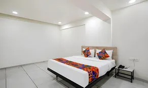 Hotel Bhakti Inn - Image 4