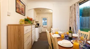 Cozyhome-3Br-5Guest#netflix#parking#garden - Image 2