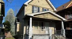 Trendy in Tremont, Cleveland (Upper) - Image 3