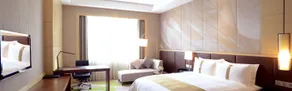 Holiday Inn Qingdao - Image 1