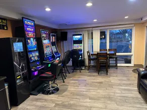 Stay Inn by OYO Near I 80 Lincoln West - Image 4