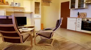 Flensburg Ferienwohnungen Apartment 1 - Image 3