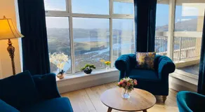 Apartment 8, Clifden Bay Apartments - Image 2