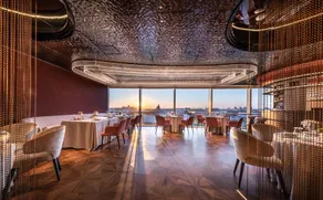 Beijing Wanli Nuolan Hotel - Image 2