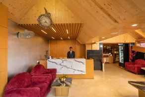 Alarks Inn - Image 2