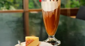 Wan Lake Coffee Villa - Image 4