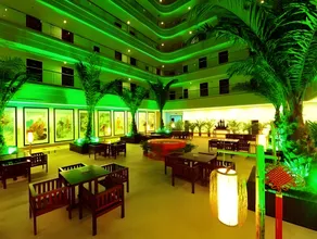 Sanya Bao Sheng Seaview Hotel - Image 2