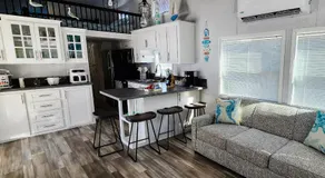 Happy in the Keys Tiny Home - Image 4