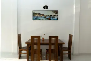 Cinnamon Holiday Home Near Airport - Image 4