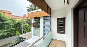Venice Rosedale - Image 4