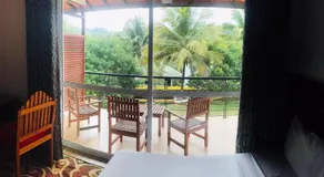 Saru Blue Sapphire Hotel - Image 5