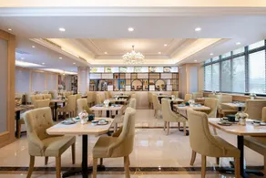 Venus Resort - Image 2
