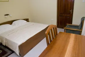 Sheridan Hotel - Image 3