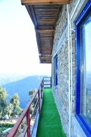 Peaceful stays with Snowcap mountain view - Image 3