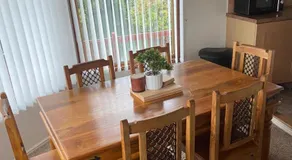 Kingfisher Cosy Lakeside Lodge - Image 2