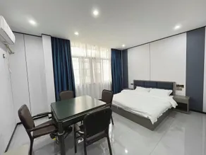 Qinchen Business Hotel - Image 2