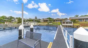 Waterview Retreat - Blackwal - Image 4