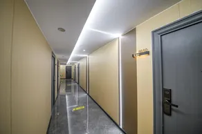 Yiwu Bairui Grand Hotel - Image 4