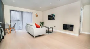Fabulous 1 Bed Apartment in Birmingham - Image 2