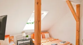 Hostel 33 - Image 2