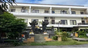 Hotel Near Beach Ayu inn Kuta - Image 3