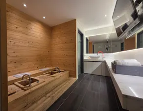 Suwon Saint Hotel - Image 2