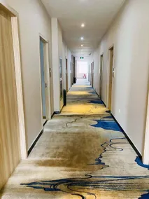 Guli Business Hotel - Image 4