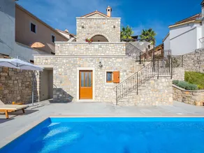 Holiday Home Pazin with Scenic Pool - Image 2