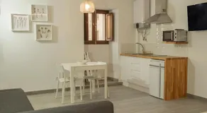 Marujita Vilanova, Boutique Lofts en el Centro Histórico - Image 3