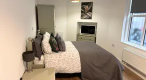 Bright Studio in the Heart of Chorlton - Image 5