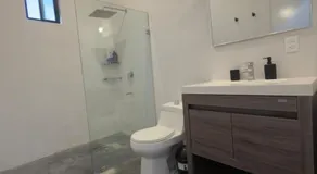 House with pool, equipped ,10 minute walk to the FIFA zone - Image 2