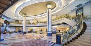 Yun-Zen Jinling World Trade Plaza Hotel - Image 2