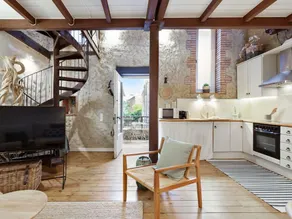 Charming Stone House near Beach Retreat - Image 3