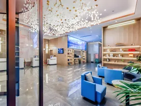 Mehood Lestie, Lingui Wanda Plaza Liangjiang Airport - Image 3