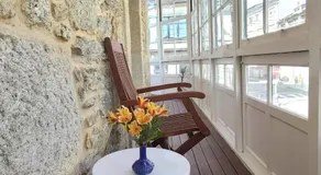 APARTAMENTO CÉNTRICO ESPACIOSO y CON GALERÍA ACRISTALADA - Image 3