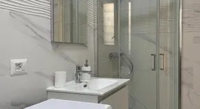 Daisy House - Image 2