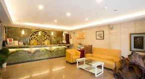 Phoenix Pavilion Hot Spring Hotel - Image 4