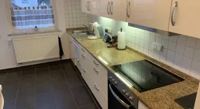 Mainpark Apartment 105qm groß, Aschaffenburg für bis zu 10 Personen - 4 separate Schlafzimmer - Mainaschaff - Grill - Terrasse - ruhige Lage - gratis Parken - free Netflix - Image 3