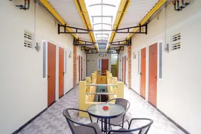 RedDoorz near Bandara Ahmad Yani Semarang - Image 2