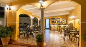 Motif Hotel Çeşme - Image 4