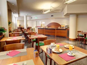 BB Hotels Smarthotel Re Milano Nord - Image 4